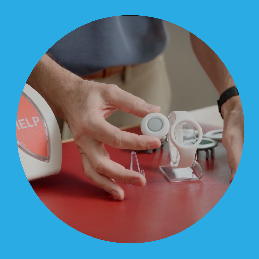 2024's Best Medical Alert Systems Our HandsOn Test Results